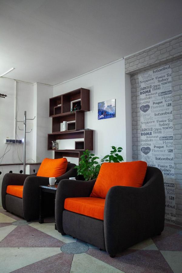 Oradea Central Hostel Dış mekan fotoğraf