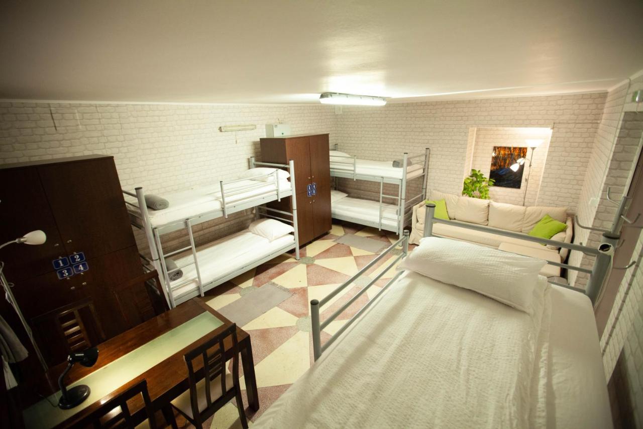 Oradea Central Hostel Dış mekan fotoğraf