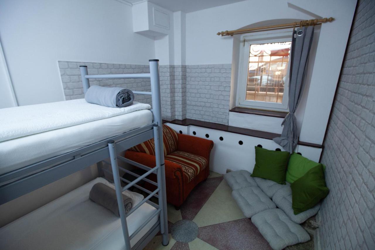 Oradea Central Hostel Dış mekan fotoğraf