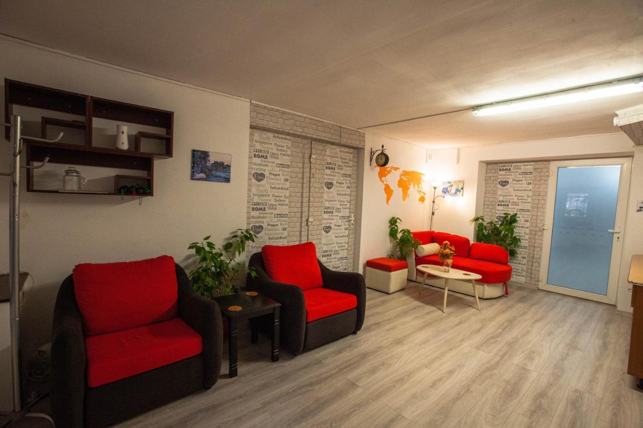 Oradea Central Hostel Dış mekan fotoğraf