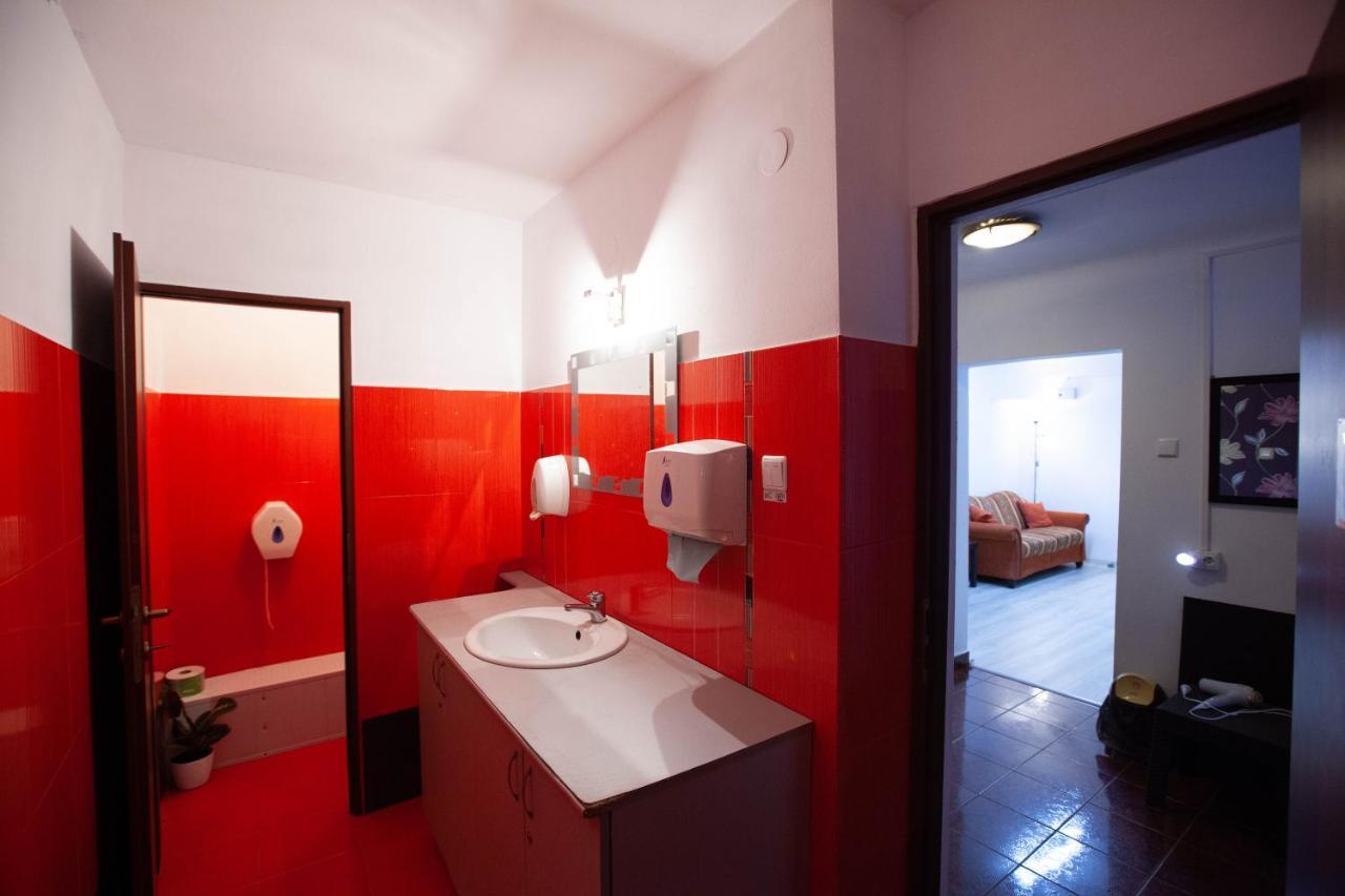Oradea Central Hostel Dış mekan fotoğraf